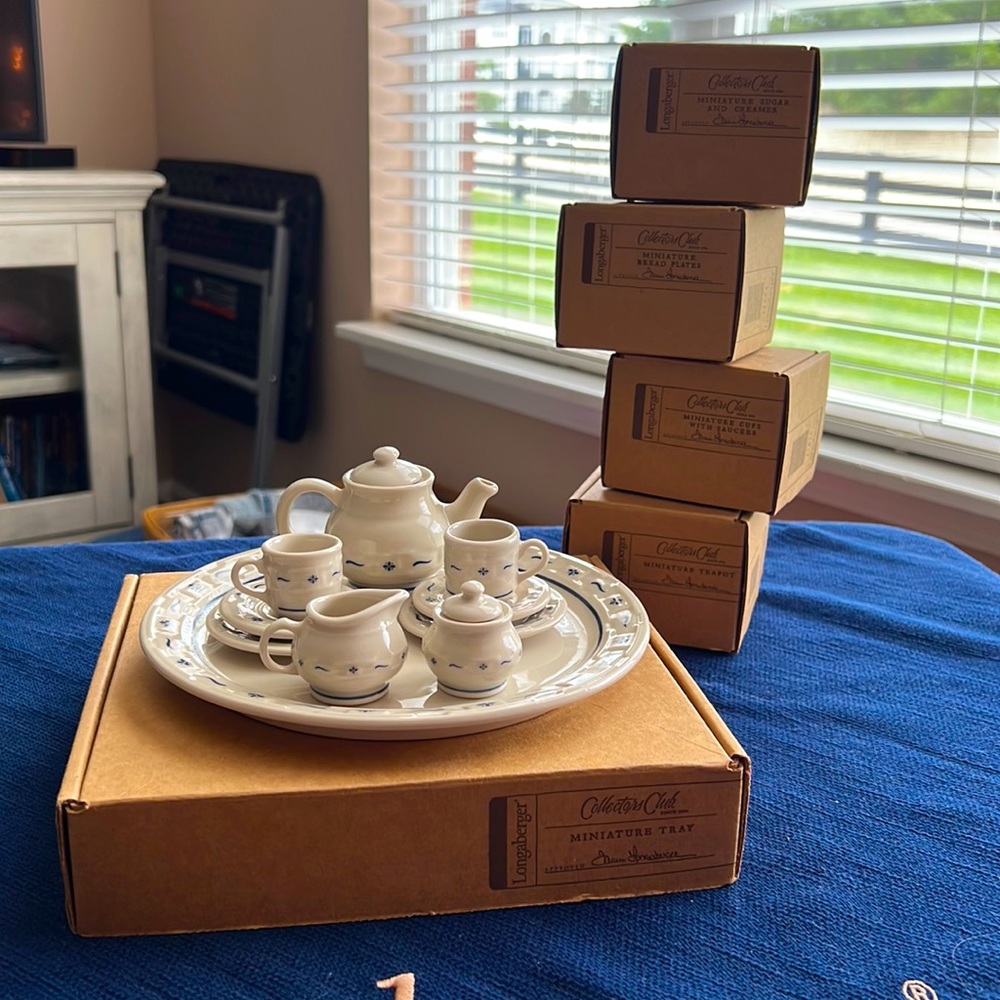 NIB Longaberger CC Miniature Tea Set